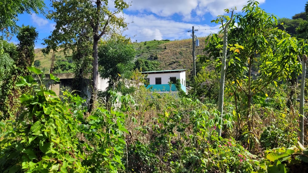 A beautiful house in the hills of Port-a-Piment