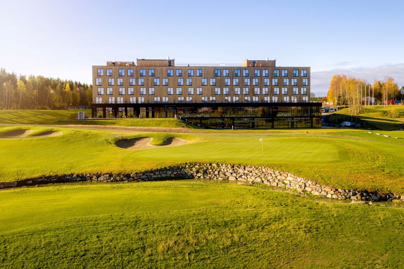 Bilde av hotellet Lily country club